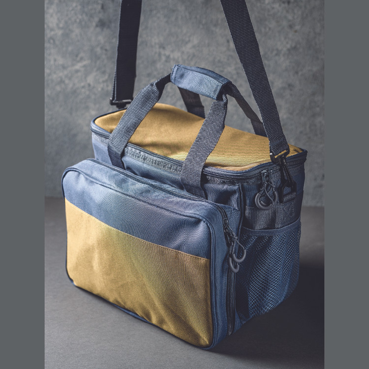 کیف کمپ و پیک نیک 2 نفره، با جنس ضد حرارتی نگهدارنده گرم و سرد تا 8 ساعت، شامل ست غذاخوری کامل